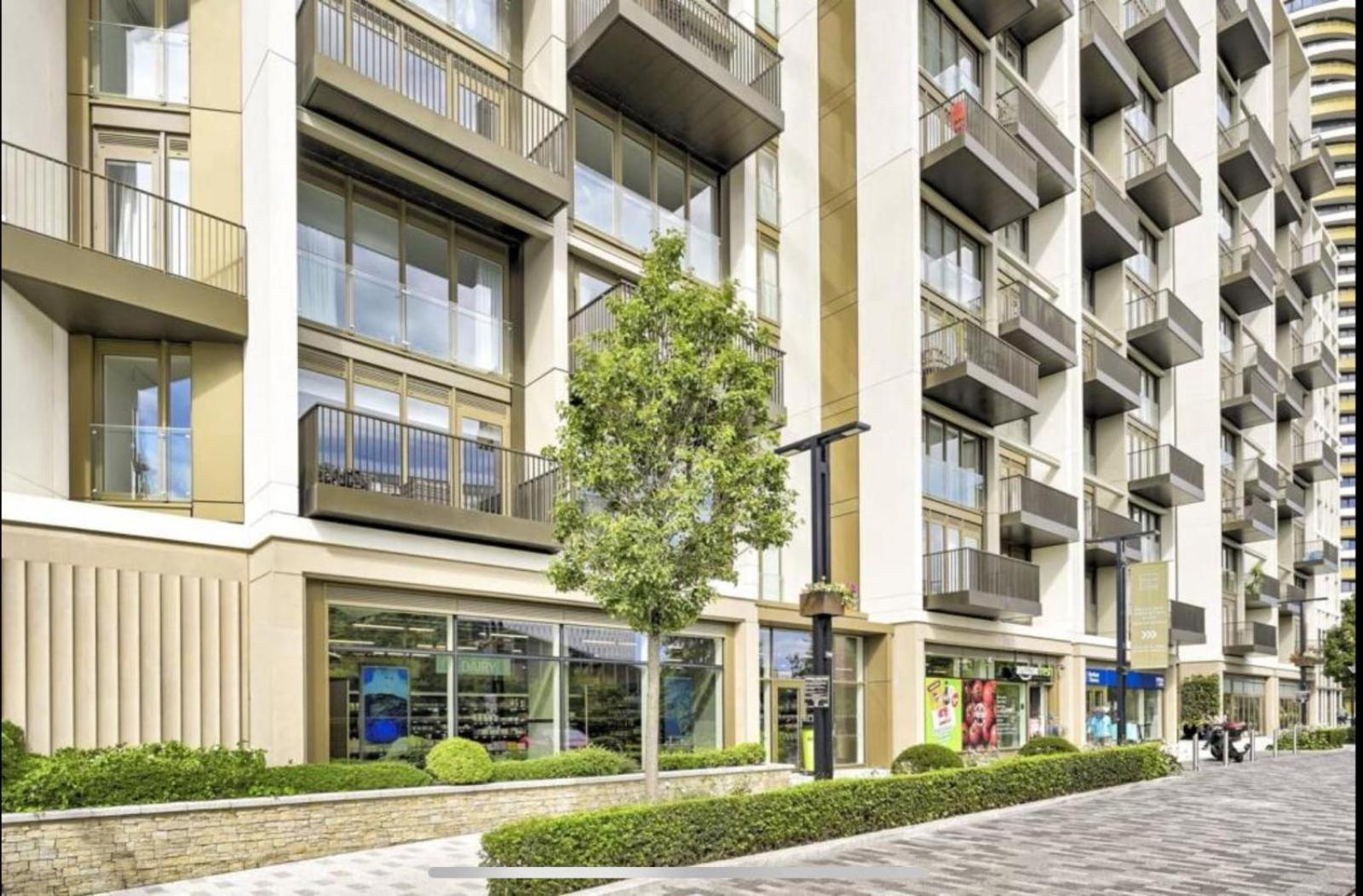 Apartment 2 Bedroom Modern Next To Westfield